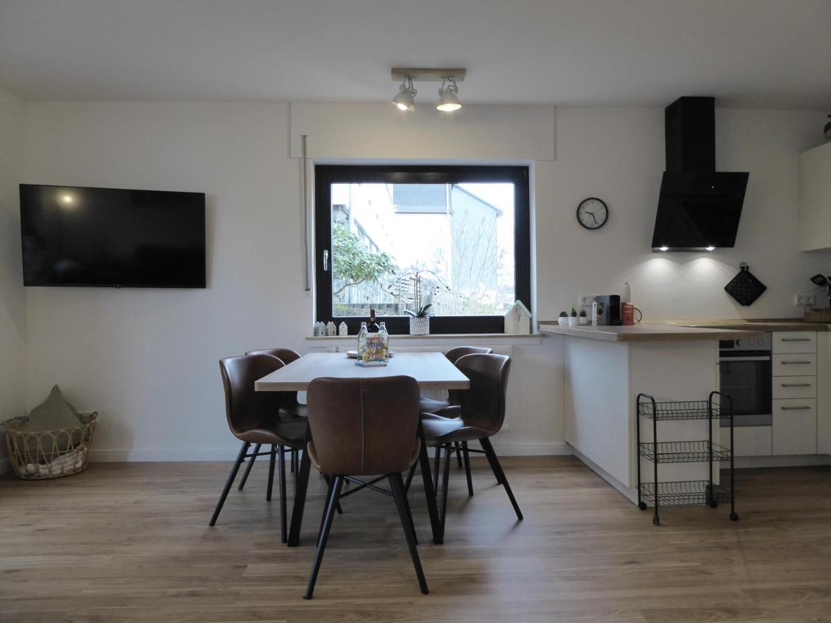 Dreamlounge Winterberg Ferienwohnung 5 Pers Wifi Balkon In Der City Buitenkant foto